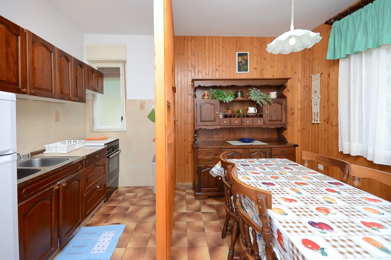 Apartments Mladen Jelica Icici Luaran gambar